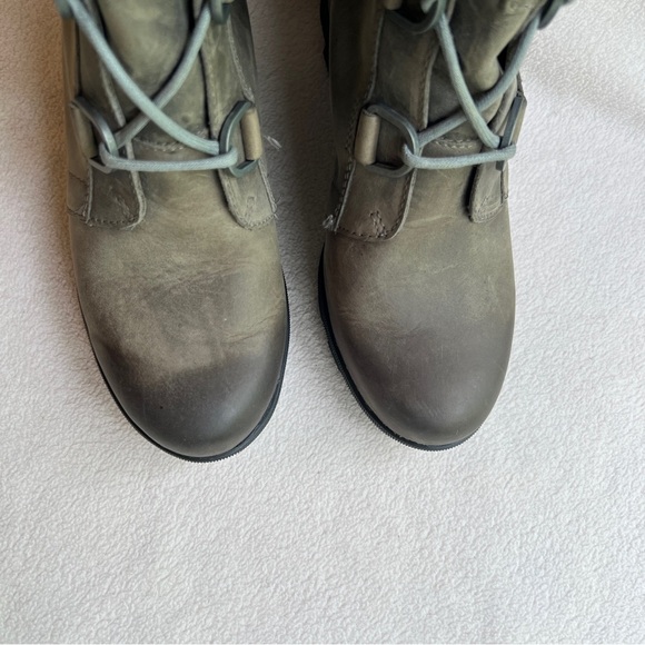 !Sorel Joan Of Arctic Wedge II Boots Lace up Waterproof Leather Gray Women's 9 - Picture 4 of 16